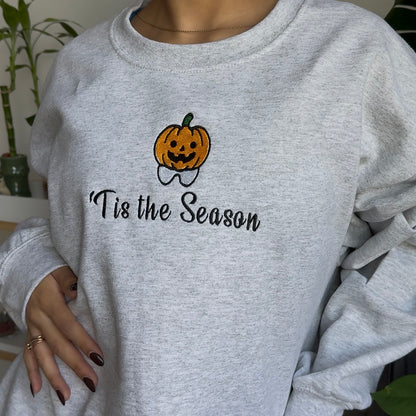 PRE-MADE 'Tis the season Pumpkin Tooth Embroidery Light Grey Crewneck